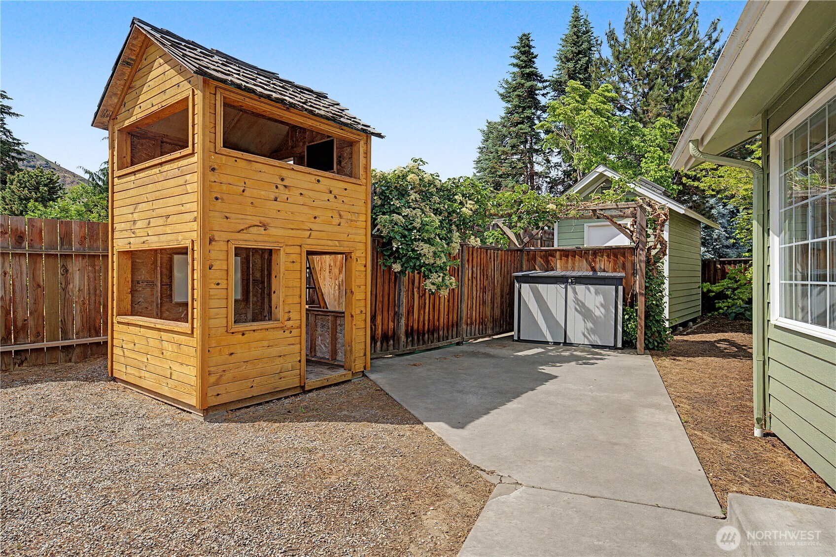 718 Kriewald Court Wenatchee, WA 98801 - Photo 17 of 37