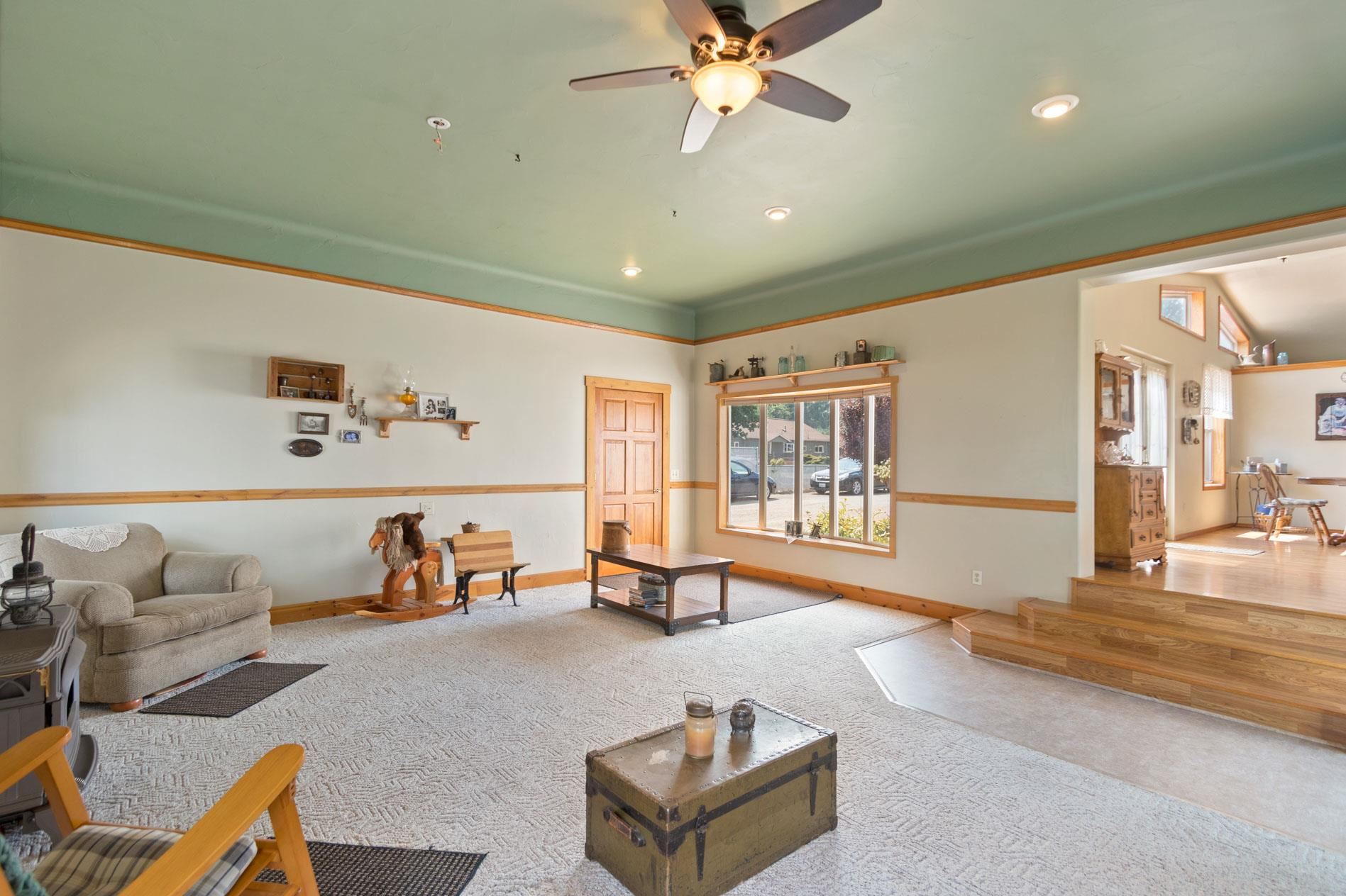 3224 North Center Road Spokane Valley, WA 99212 - Photo 11 of 41