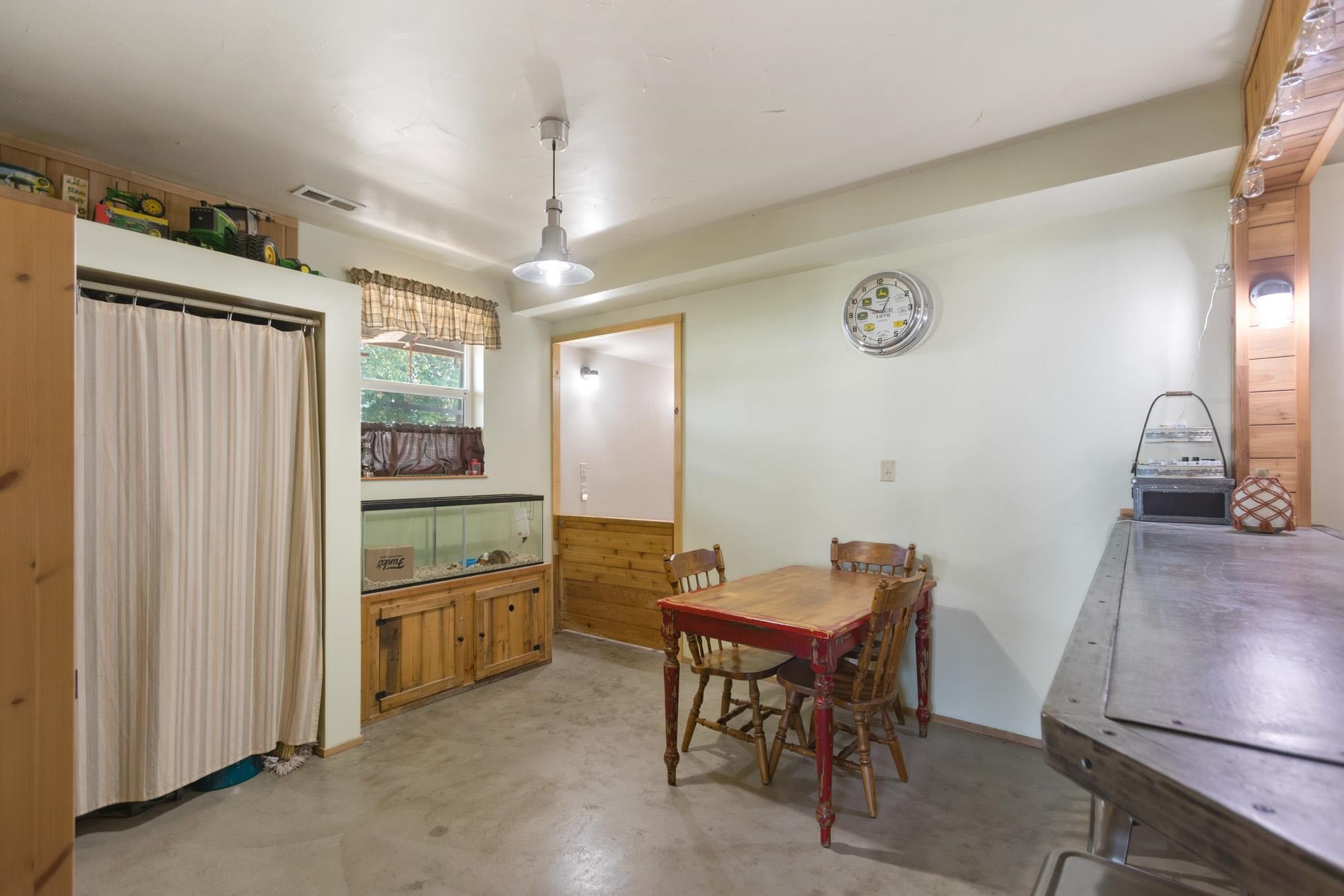 3224 North Center Road Spokane Valley, WA 99212 - Photo 20 of 41