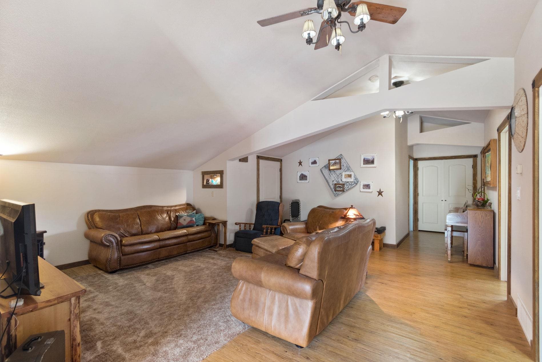 3224 North Center Road Spokane Valley, WA 99212 - Photo 33 of 41
