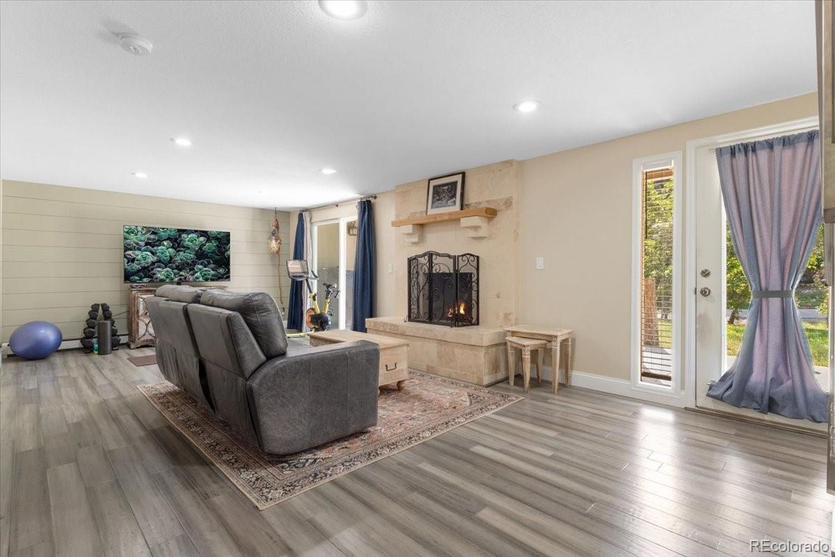 7085 Kiowa Road Larkspur, CO 80118 - Photo 5 of 47