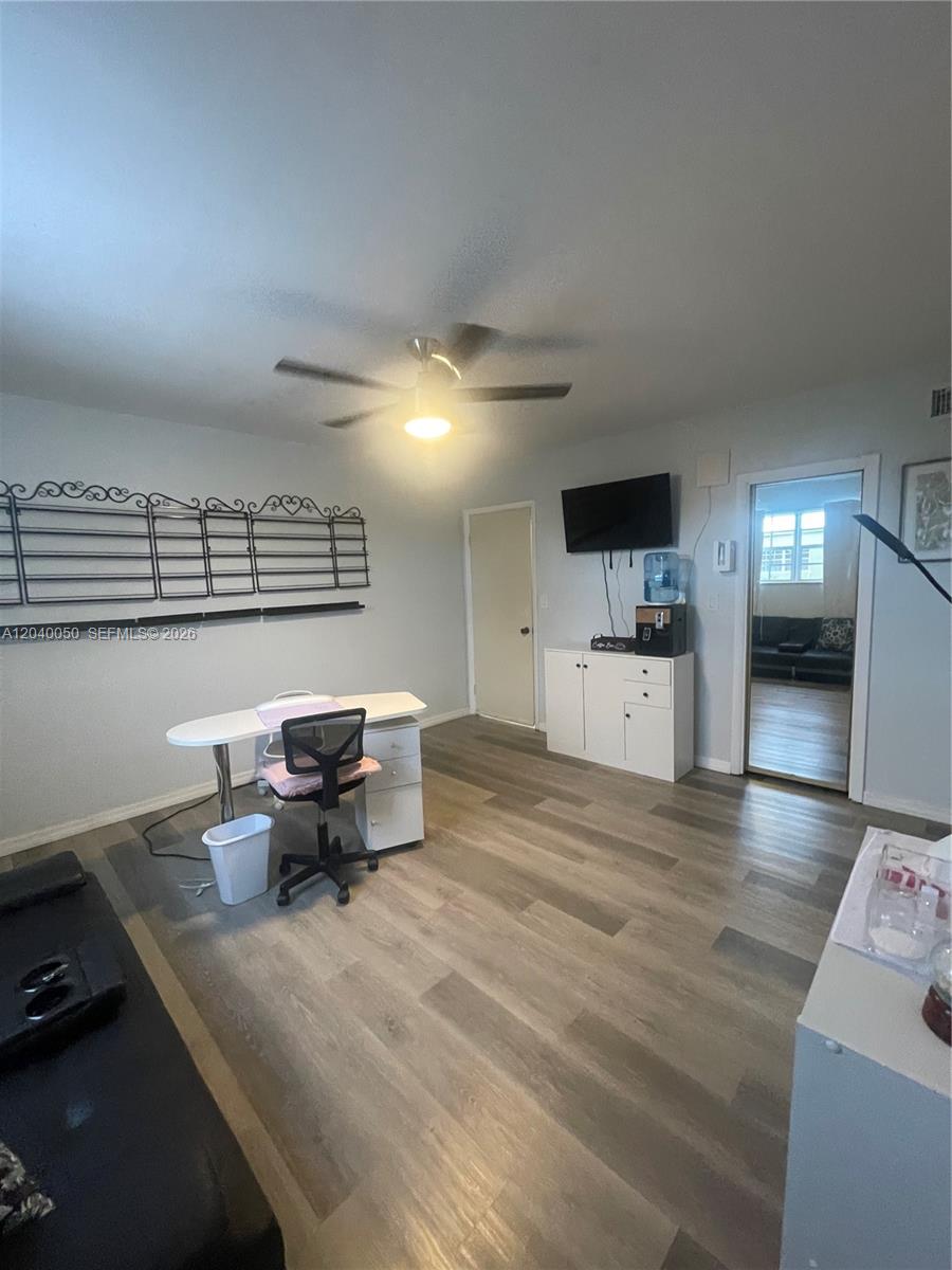 6945 West 2nd Way Hialeah, FL 33014 - Photo 20 of 25