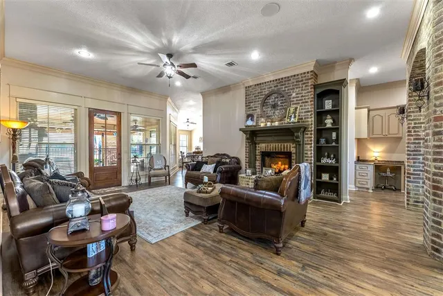 $689,000 | 1981 Highway 90, Sulphur, LA 70663