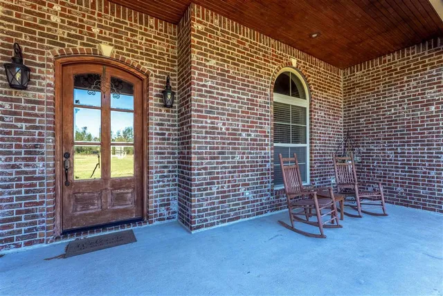 $689,000 | 1981 Highway 90, Sulphur, LA 70663