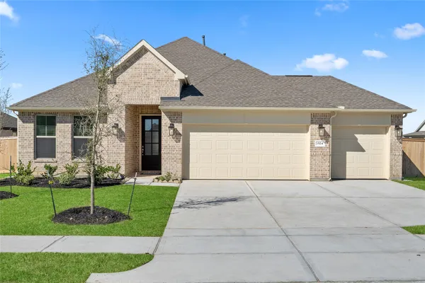 $378,750 | 1524 Apache Heights Drive, Dayton, TX 77535