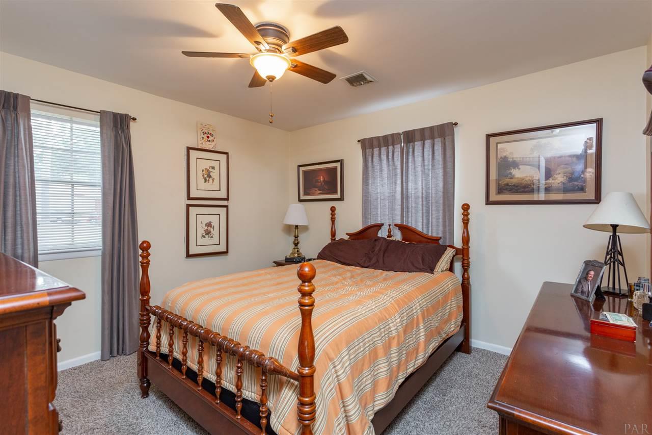 5640 Adelyn Road Pensacola, FL 32504 - Photo 17 of 29 Gallery Image 17