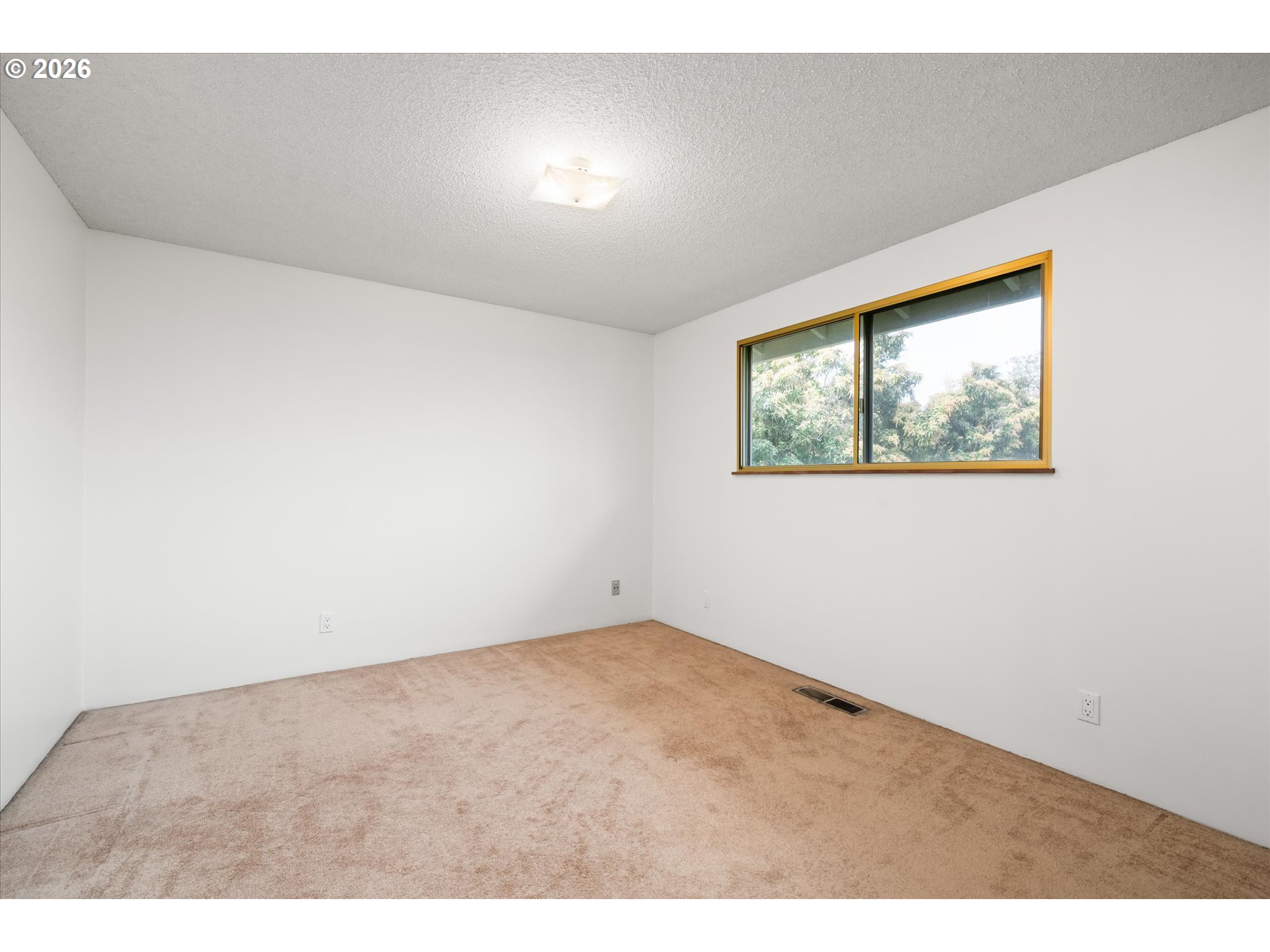 948 V Street Springfield, OR 97477 - Photo 23 of 37