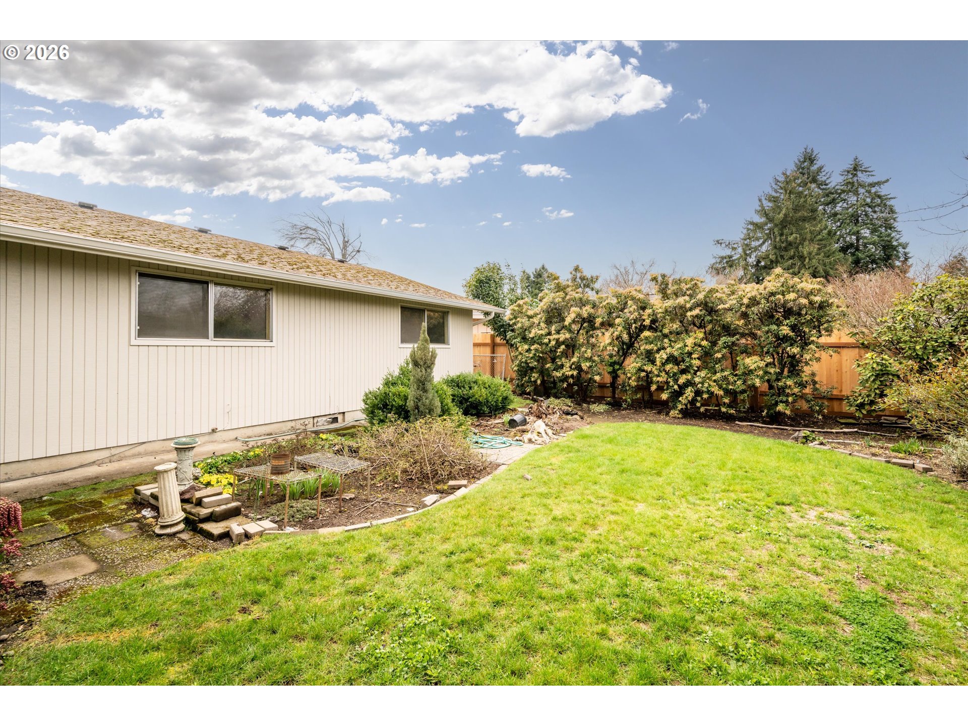 948 V Street Springfield, OR 97477 - Photo 34 of 37