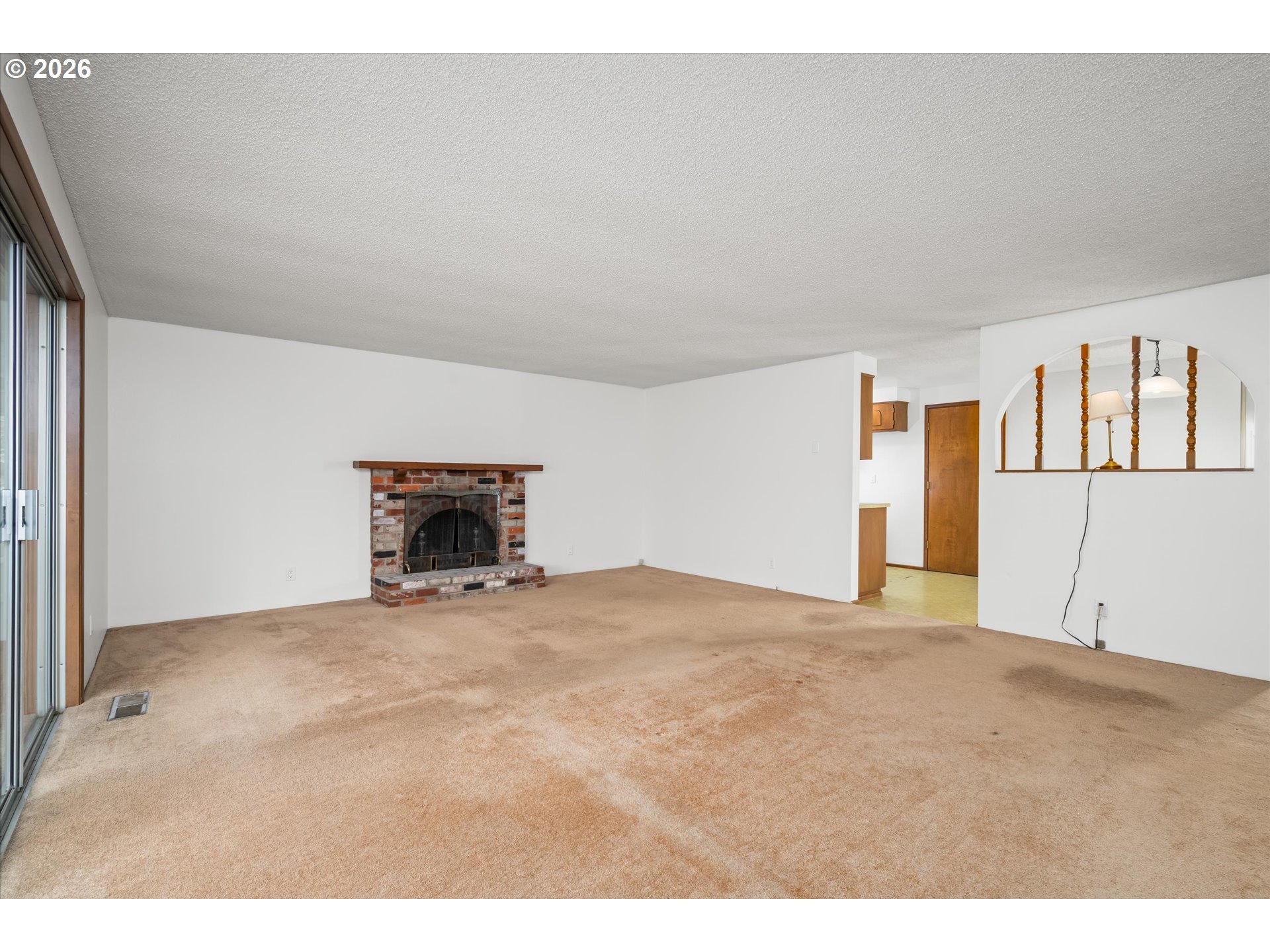 948 V Street Springfield, OR 97477 - Photo 7 of 37