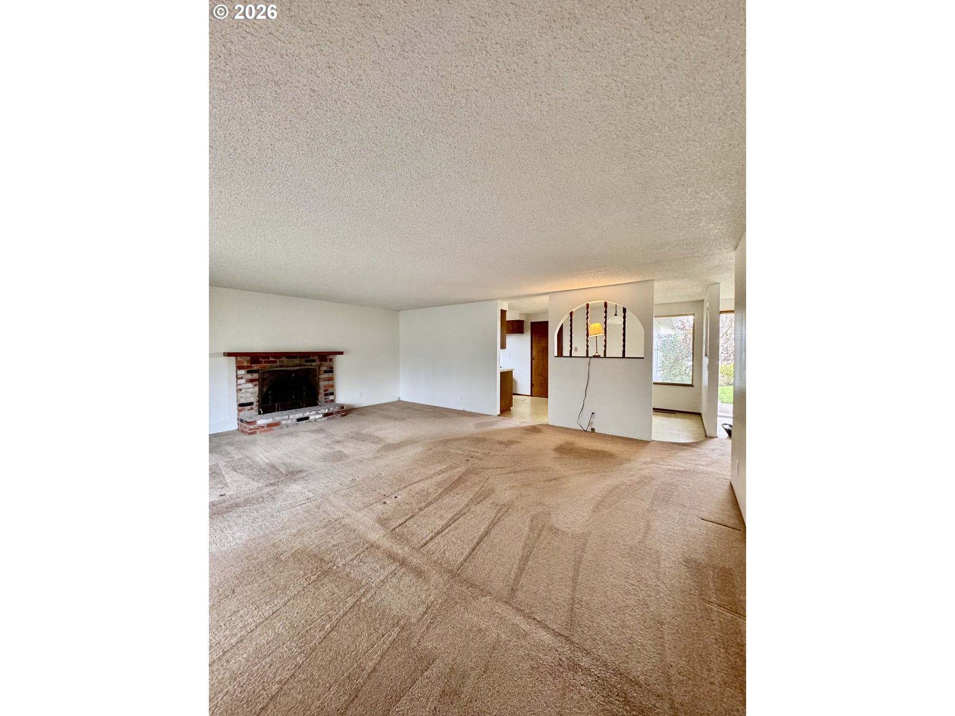 948 V Street Springfield, OR 97477 - Photo 8 of 37