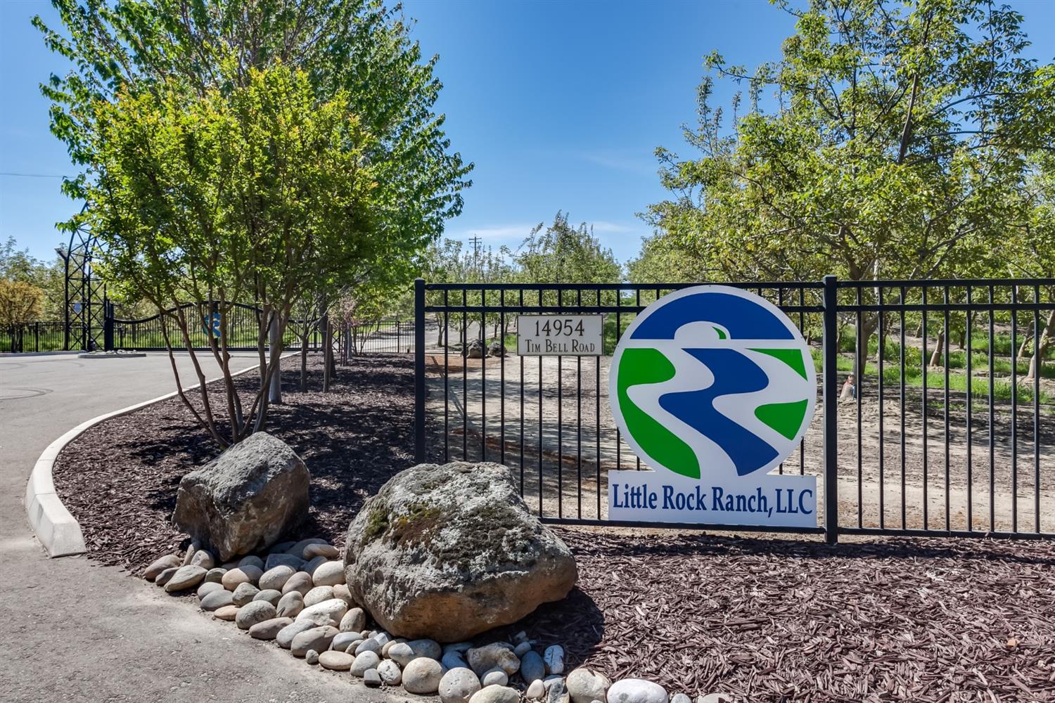 14954 Tim Bell Road Waterford, CA 95386 - Photo 3 of 28 a view of outdoor space garden and entertaining space