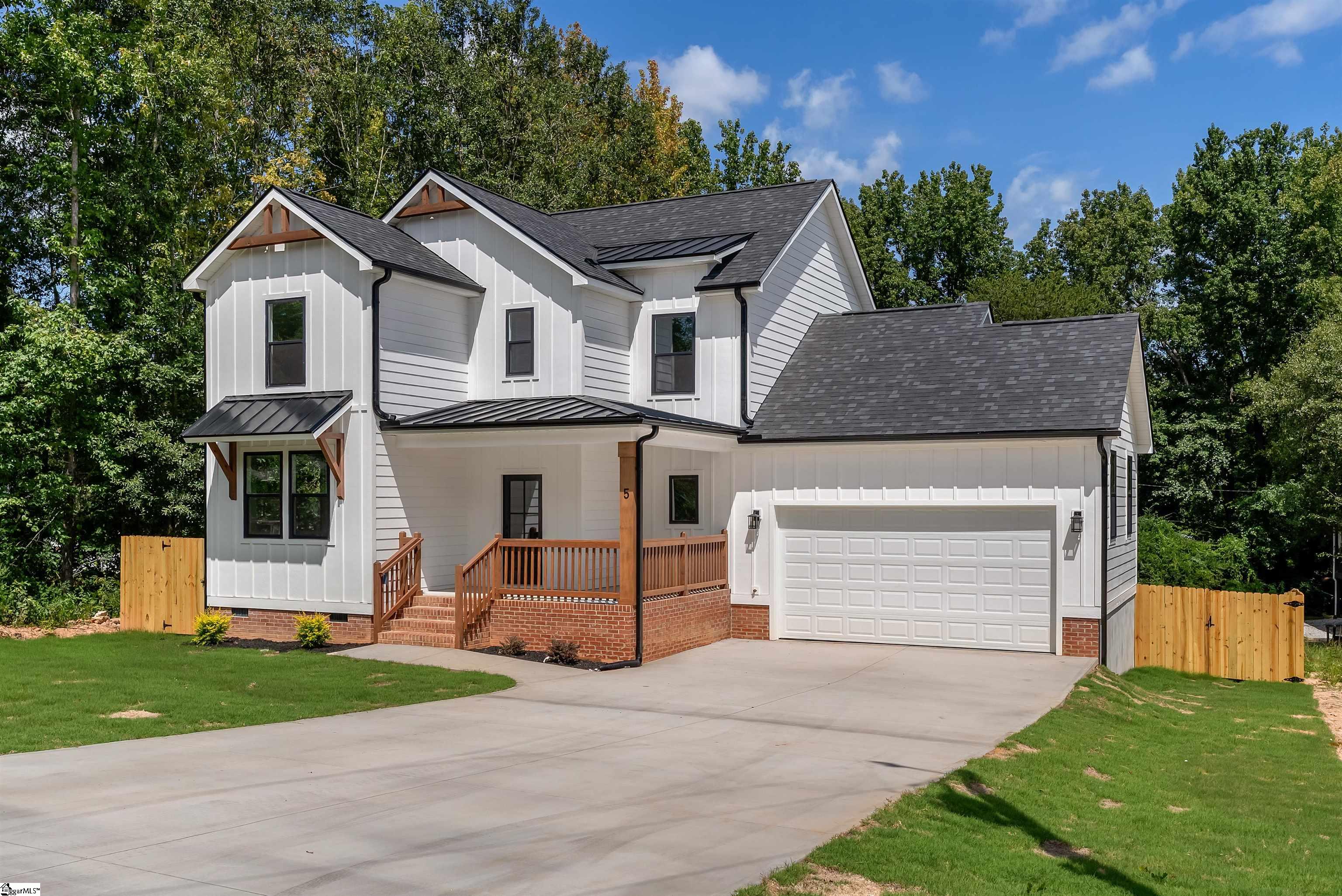 5 Bane Road Taylors, SC 29687 - Photo 3 of 33