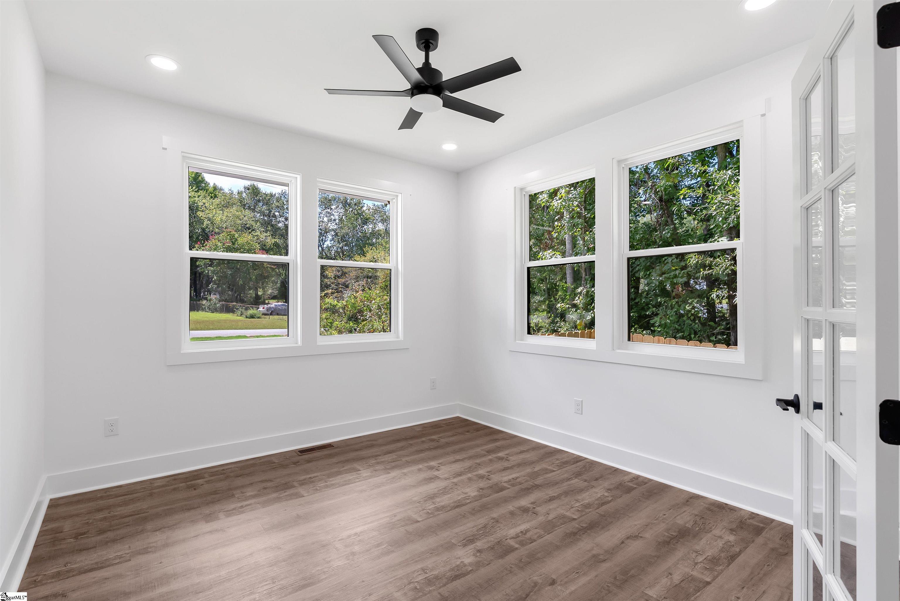 5 Bane Road Taylors, SC 29687 - Photo 5 of 33