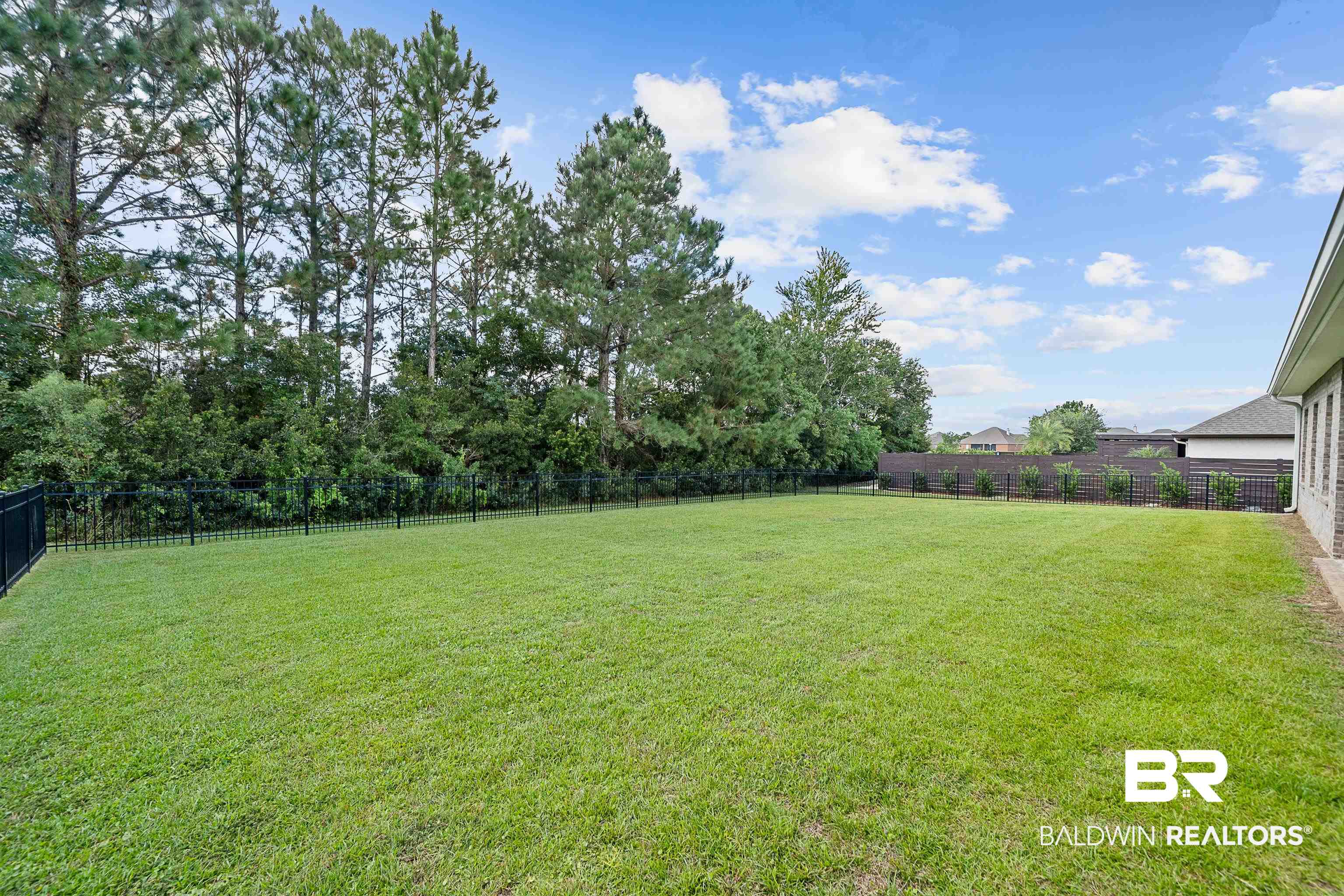 4160 Inverness Circle Gulf Shores, AL 36542 - Photo 26 of 30 Backyard