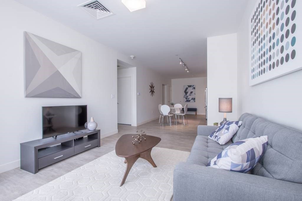 900 Beacon Street, Unit 402 Boston, MA 02215 - Photo 5 of 16