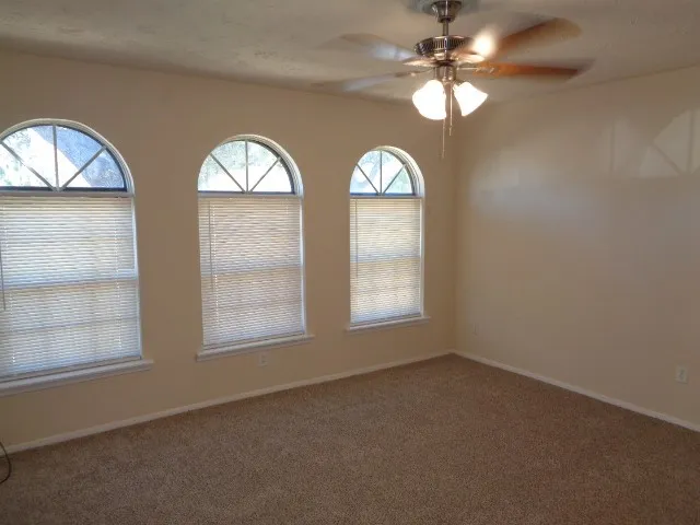 $1,595 | 8403 Windell Lane, Houston, TX 77040