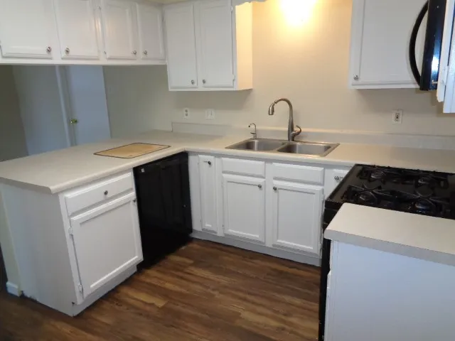 $1,595 | 8403 Windell Lane, Houston, TX 77040