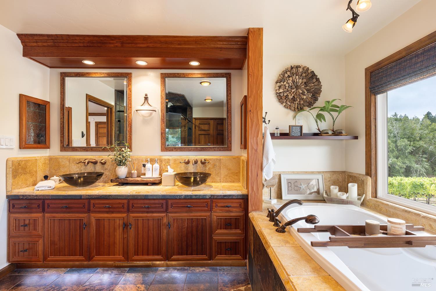 4630 Maddocks Road Sebastopol, CA 95472 - Photo 10 of 14 Gallery Image 10