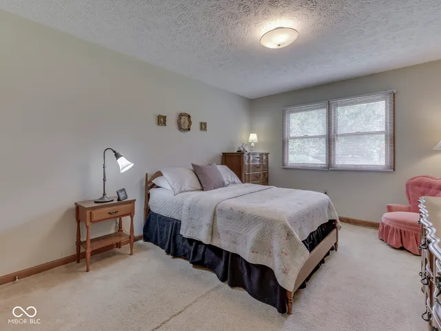 $100,000 | 6407 Friendship Circle, Unit 15, Indianapolis, IN 46268