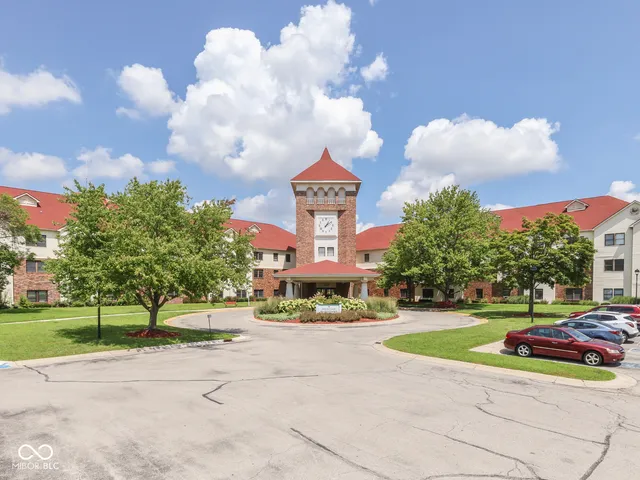 $100,000 | 6407 Friendship Circle, Unit 15, Indianapolis, IN 46268