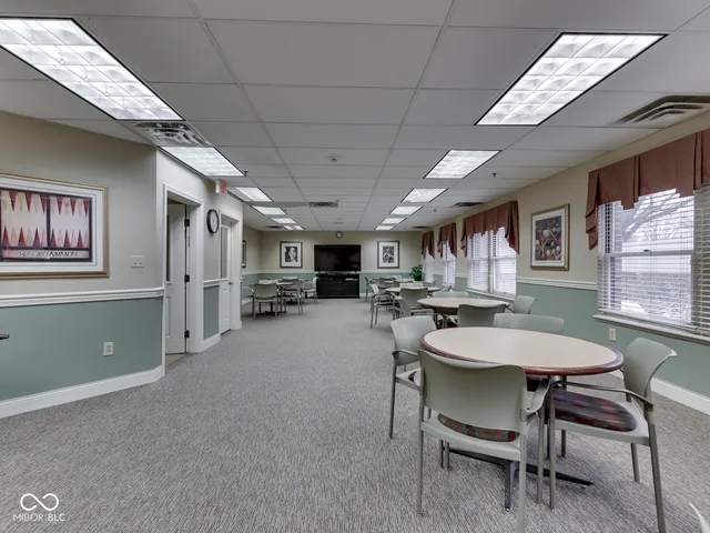 $100,000 | 6407 Friendship Circle, Unit 15, Indianapolis, IN 46268