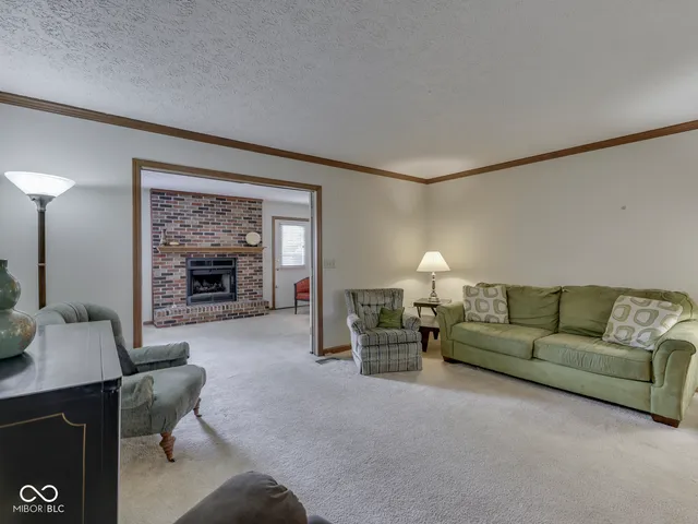 $100,000 | 6407 Friendship Circle, Unit 15, Indianapolis, IN 46268