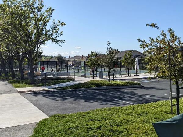 $975,000 | 3319 Lake Albano Circle, San Jose, CA 95135