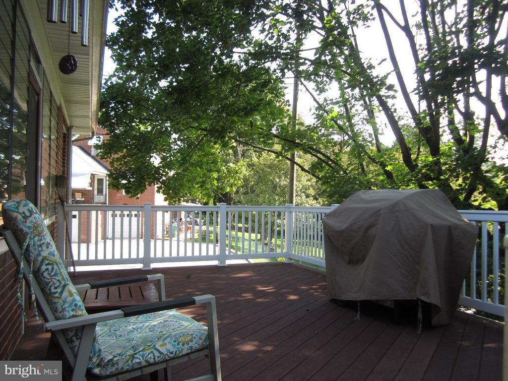 601 Washington Road Westminster, MD 21157 - Photo 14 of 23 Deck