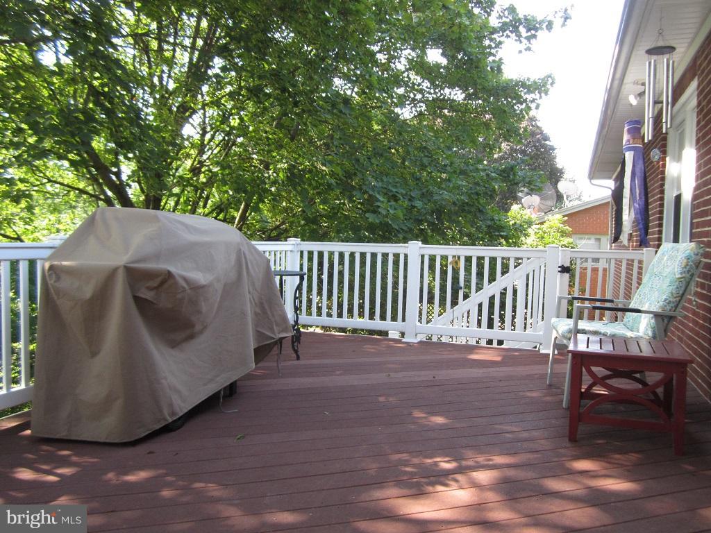 601 Washington Road Westminster, MD 21157 - Photo 15 of 23 Deck
