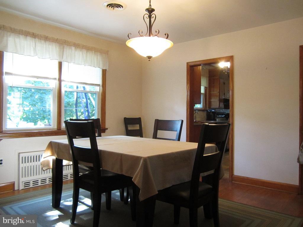 601 Washington Road Westminster, MD 21157 - Photo 6 of 23 Dining Room
