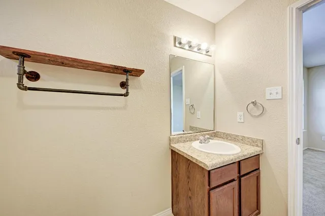 $309,800 | 921 Dexter Drive, Leander, TX 78641