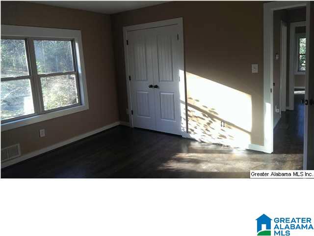 237 Sun Valley Road Birmingham, AL 35215 - Photo 5 of 10 Gallery Image 5