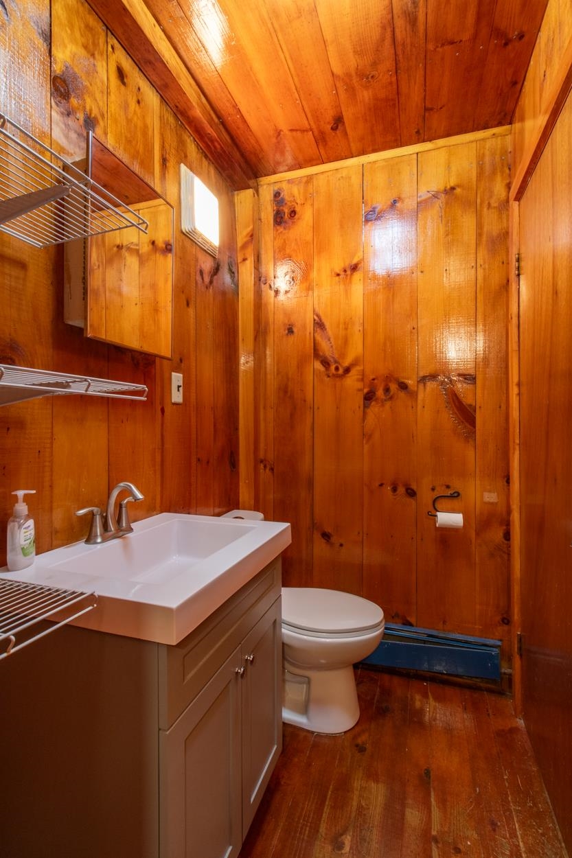 224 Oberland Valley Road Montgomery, VT 05471 - Photo 9 of 32