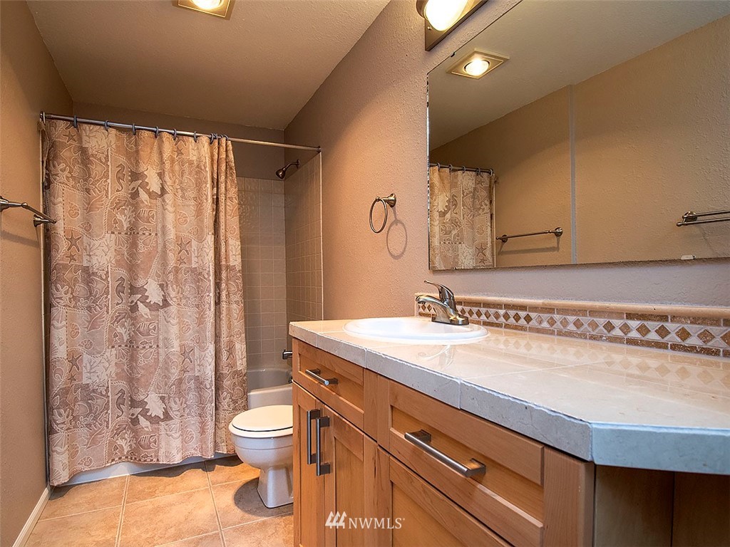 16027 Southeast 167th Place Renton, WA 98058 - Photo 21 of 25 Gallery Image 21