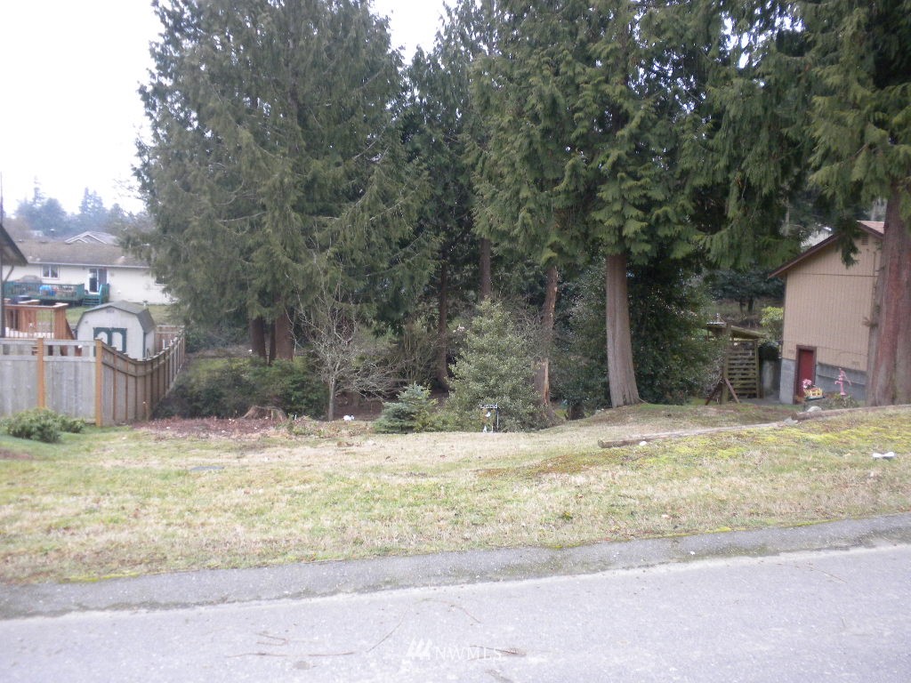 7298 East Collins Road Port Orchard, WA 98366 - Photo 13 of 15 Gallery Image 13
