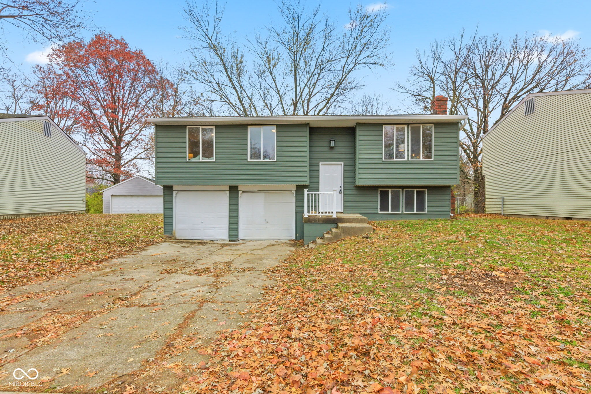 2815 Rouark Circle Indianapolis, IN 46229 - Photo 1 of 46 Gallery Image 1