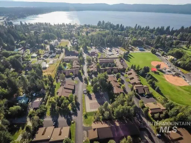 $354,900 | 1607 Davis Avenue, Unit C6, McCall, ID 83638