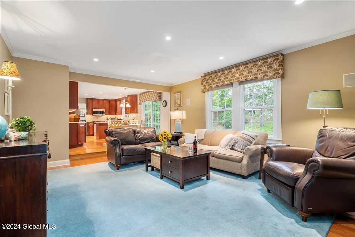 33 Cloverfield Drive Colonie, NY 12211 - Photo 15 of 38 40-33 CLOVERFIELD-45