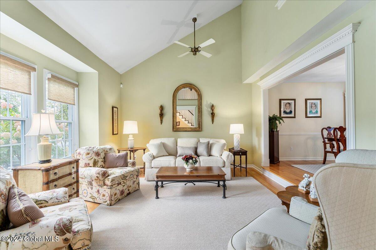 33 Cloverfield Drive Colonie, NY 12211 - Photo 5 of 38 28-33 CLOVERFIELD-34