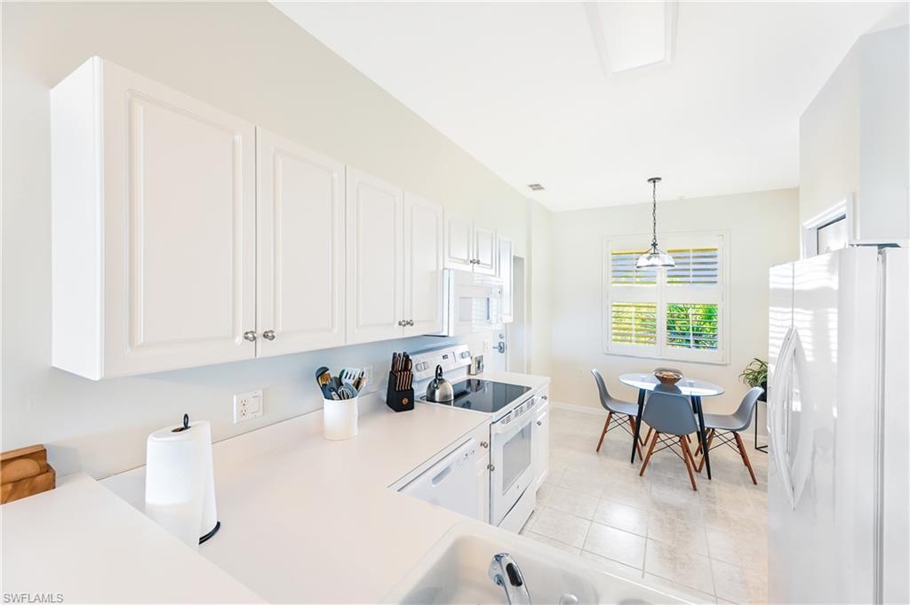 2730 Cypress Trace Circle, Unit 2836 Naples, FL 34119 - Photo 15 of 34