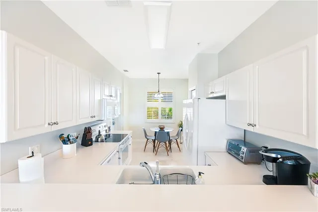 $2,000 | 2730 Cypress Trace Circle, Unit 2836, Naples, FL 34119