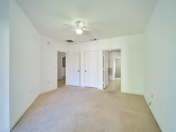 $245,900 | 140 Southwest Peacock Boulevard, Unit 21202, Port St. Lucie, FL 34986