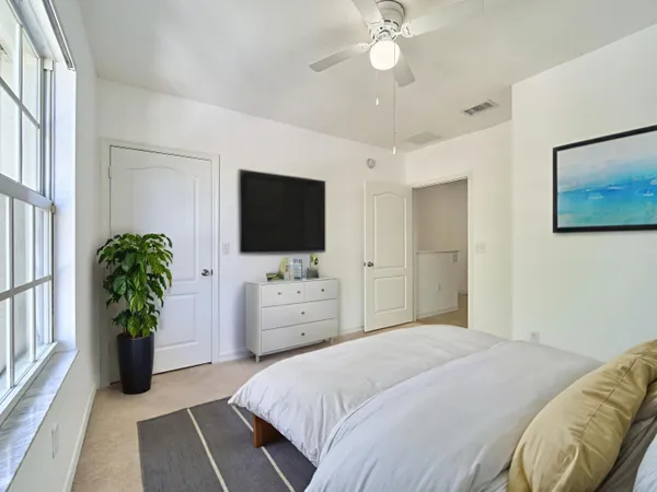 $245,900 | 140 Southwest Peacock Boulevard, Unit 21202, Port St. Lucie, FL 34986