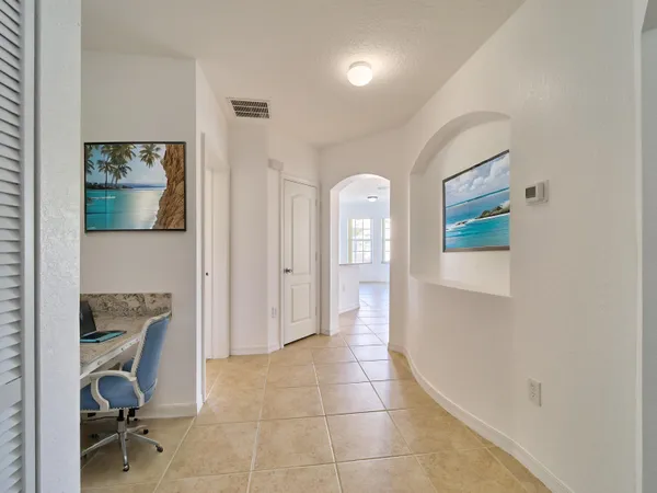 $245,900 | 140 Southwest Peacock Boulevard, Unit 21202, Port St. Lucie, FL 34986