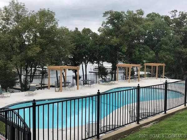 $200,000 | 23 Laguna Drive, Unit 3C, Lake Ozark, MO 65049