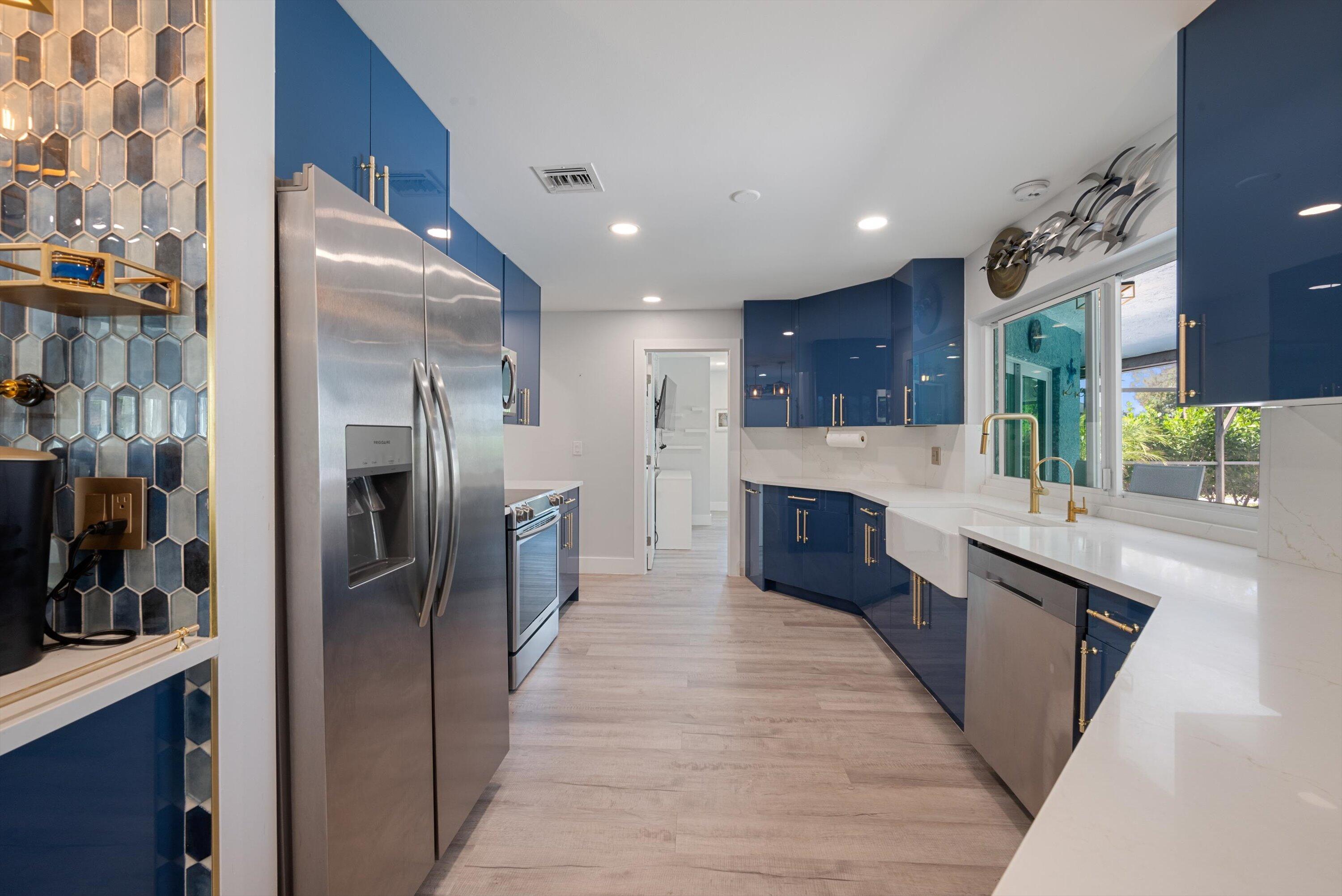 441 Northwest 53rd Street Boca Raton, FL 33487 - Photo 11 of 51 Kitchen Island