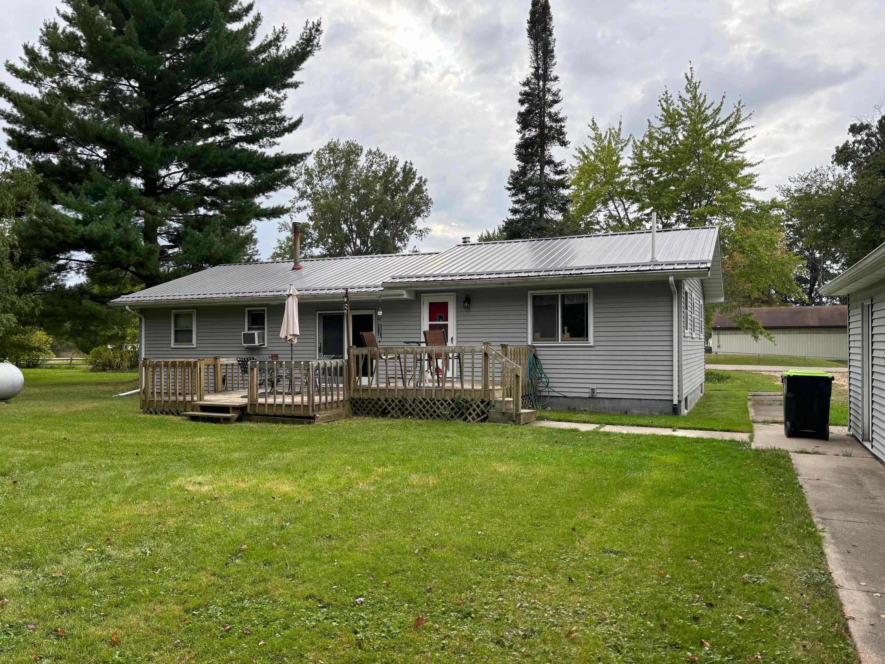 4100 3 Rivers Road Gladwin, MI 48624 - Photo 12 of 65
