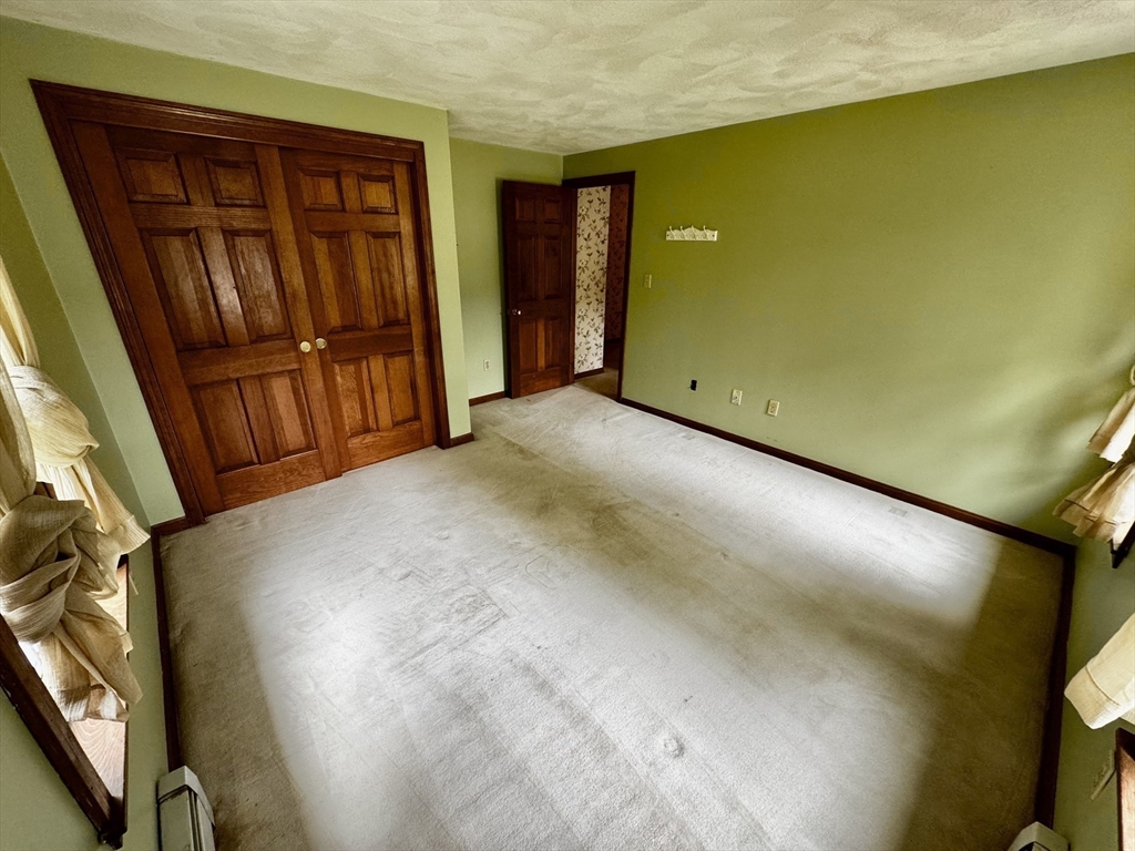 8 Vermont Road Tyngsboro, MA 01879 - Photo 13 of 20 Gallery Image 13