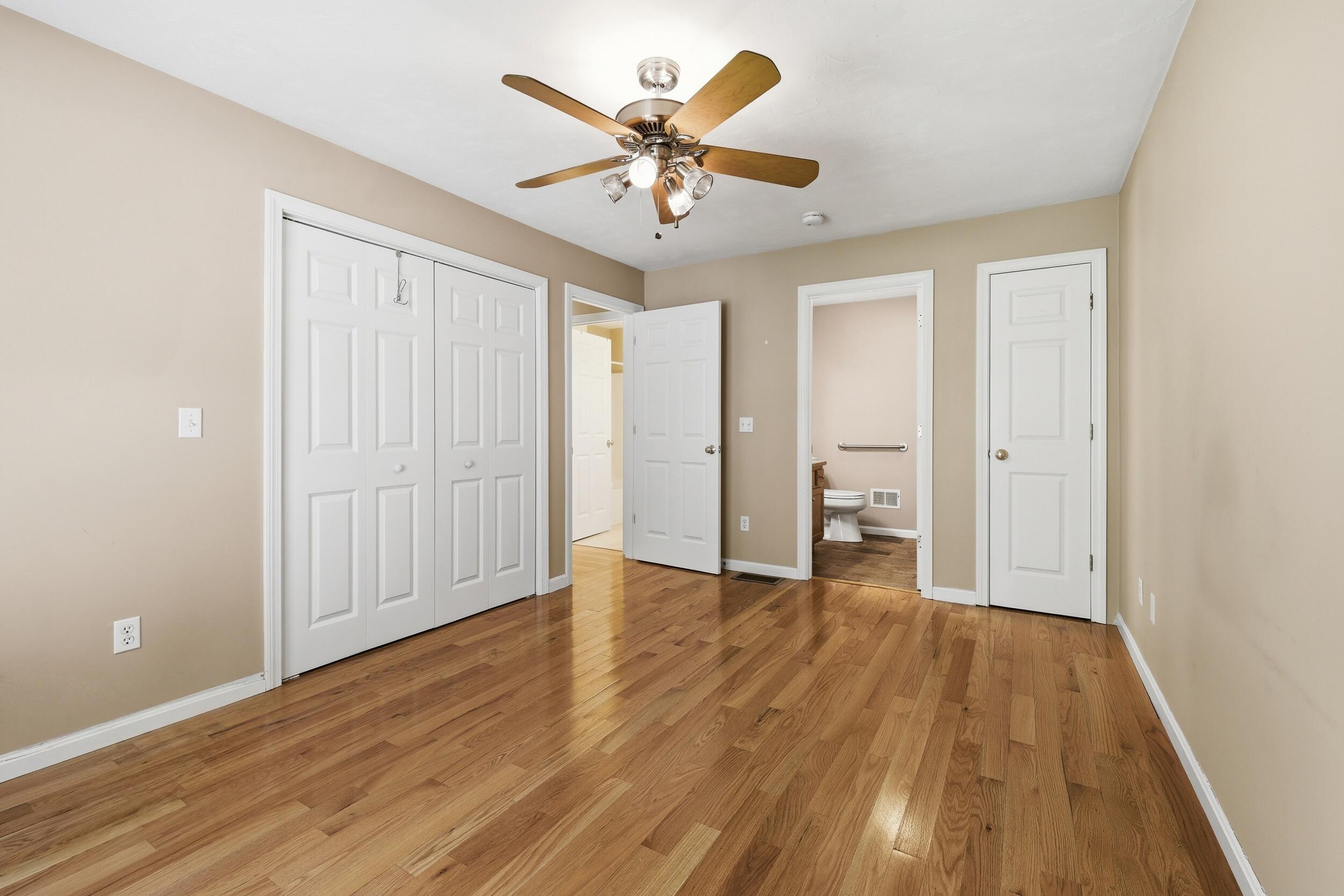 9 Rock Marsh Road, Unit B Wareham, MA 02571 - Photo 22 of 42 29_ko6a5116_autoremove_40329620