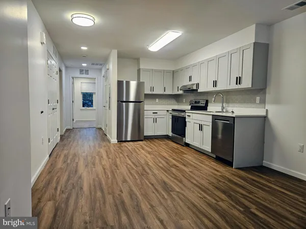 $1,865 | 200 Hamilton Avenue, Unit 113, Trenton, NJ 08609